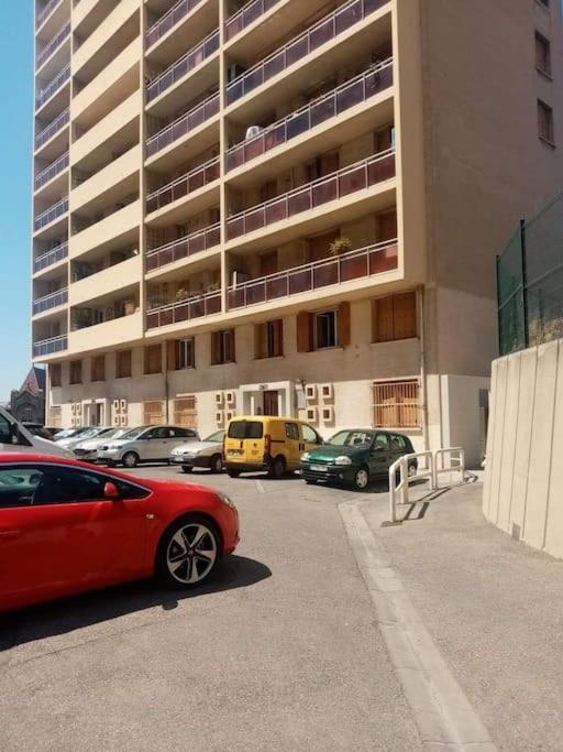 Appartement T4 A Deux Pas De La Gare St Charles Marseille Exterior photo