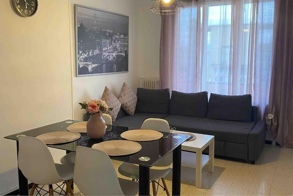Appartement T4 A Deux Pas De La Gare St Charles Marseille Exterior photo