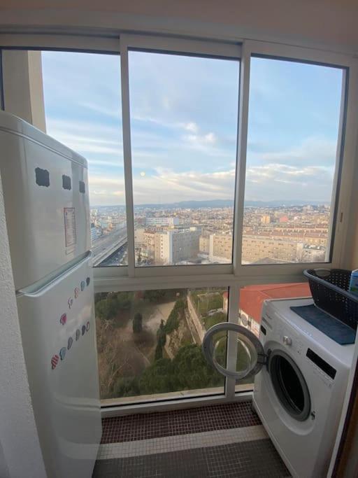 Appartement T4 A Deux Pas De La Gare St Charles Marseille Exterior photo